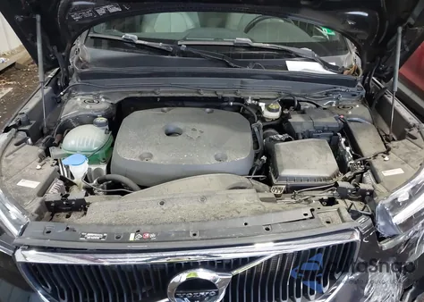 2019 Volvo Xc40 T5 Momentum from USA, damaged, VIN YV4162UK3K2129719